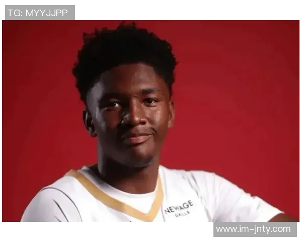 奎因全能发挥13号秀14投7中砍下21分7篮板5助攻1抢断助球队获胜